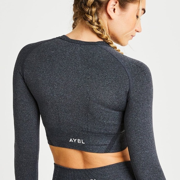 AYBL Balance V2 Seamless Long Sleeve Crop Top - Picture 3 of 6